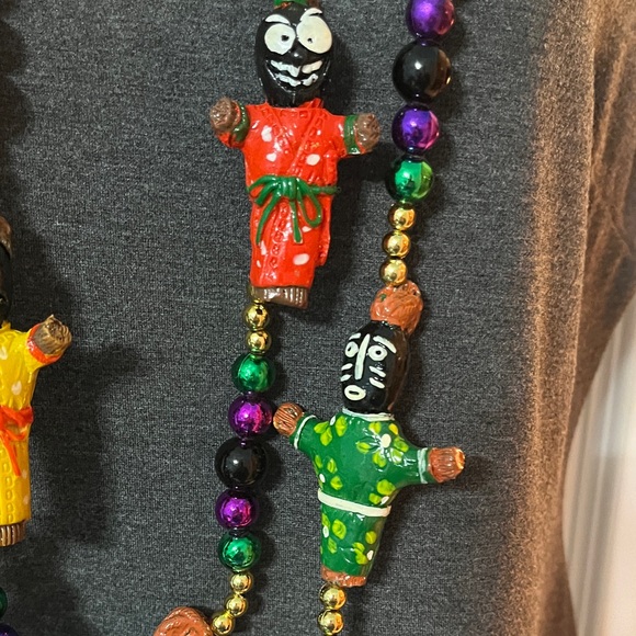 Mardi Gras Voodoo Doll Bead Set (2) - Picture 2 of 5